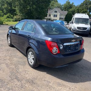 2016 Chevrolet SONIC LT AUTO — фото 5