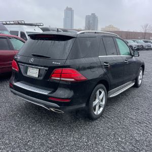 Mercedes-Benz GLE 350 4MATIC - 8