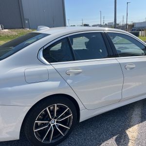 BMW 330I XDRIVE - 9