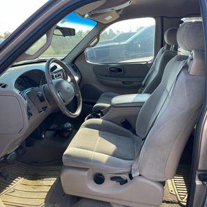 صورة 32 لـ 2001 FORD F-150 XLT