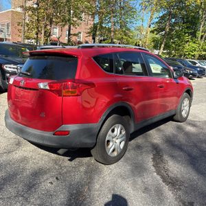 TOYOTA RAV4 - 8