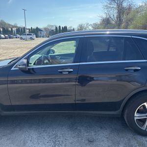 MERCEDES-BENZ GLC - 4