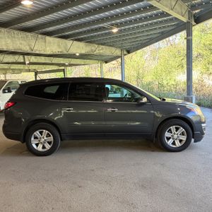 CHEVROLET TRAVERSE LT - 10