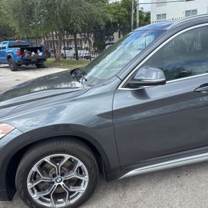 BMW X1 XDRIVE28I - 2