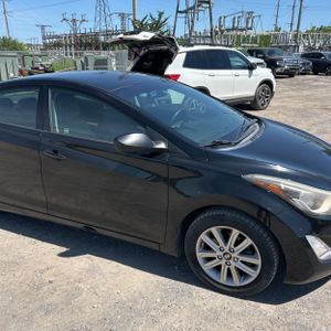 صورة مصغرة 13 لـ 2014 Hyundai ELANTRA SE