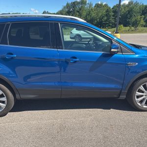 2017 FORD ESCAPE TITANIUM — миниатюра 11