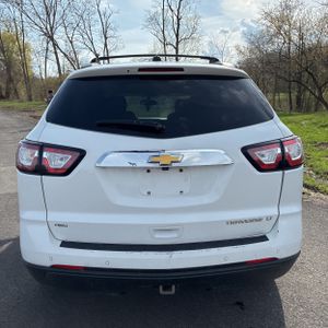 CHEVROLET TRAVERSE LT - 7