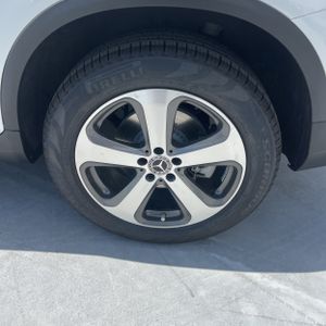 صورة مصغرة 18 لـ 2023 Mercedes-BENZ GLC