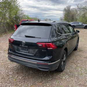 VOLKSWAGEN TIGUAN SE 4MOTION - 8