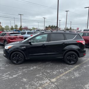 FORD ESCAPE SE - 3