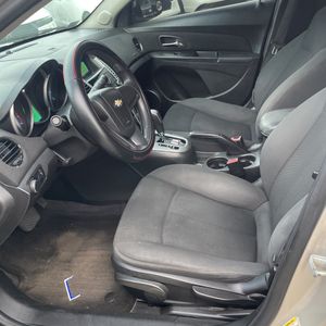2011 Chevrolet CRUZE LT thumbnail 32