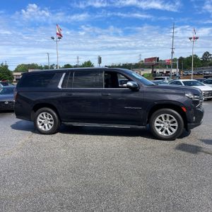 CHEVROLET SUBURBAN PREMIER - 10