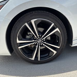 2021 Nissan SENTRA SR — миниатюра 17