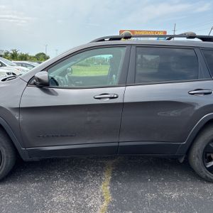 2019 JEEP CHEROKEE ALTITUDE — фото 4