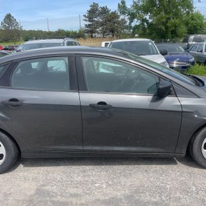 FORD FOCUS S - 7