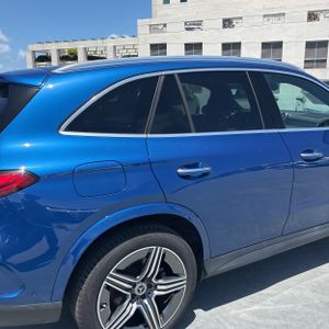 صورة 9 لـ 2023 Mercedes-BENZ GLC