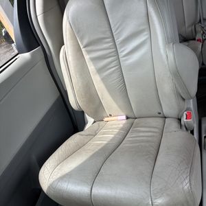 2012 Toyota SIENNA XLE 8-PASSENGER — миниатюра 54