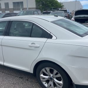 FORD TAURUS SEL - 6