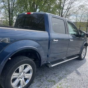 FORD F-150 LARIAT - 9