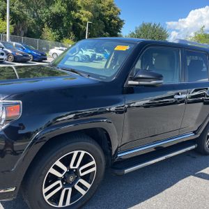 TOYOTA 4RUNNER - 2
