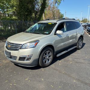 CHEVROLET TRAVERSE LT - 1
