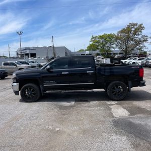 CHEVROLET SILVERADO 1500 LTZ - 3