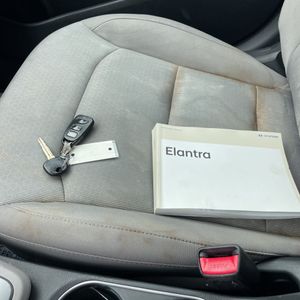 صورة مصغرة 53 لـ 2017 Hyundai ELANTRA SE
