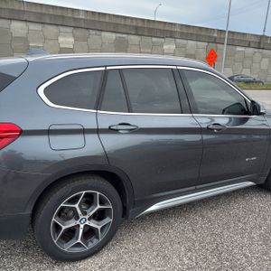 BMW X1 SDRIVE28I - 9