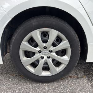 2021 Toyota COROLLA LE — миниатюра 19