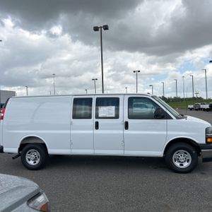 CHEVROLET EXPRESS CARGO RWD 2500 EXTENDED WHEELBASE WT - 10
