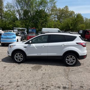 FORD ESCAPE SE - 3