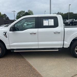 FORD F-150 XLT - 4