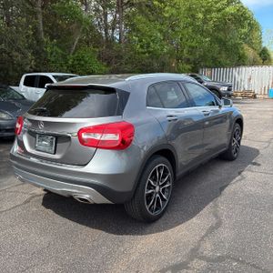 Mercedes-Benz GLA 250 - 7