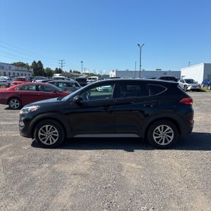 صورة 3 لـ 2017 Hyundai TUCSON SE
