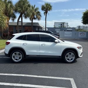 صورة 10 لـ 2021 Mercedes-BENZ GLA