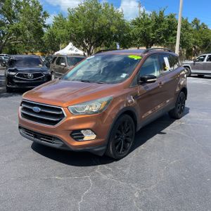 FORD ESCAPE TITANIUM - 1