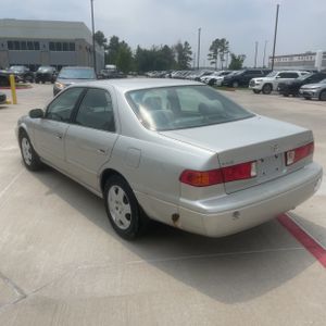 TOYOTA CAMRY - 5