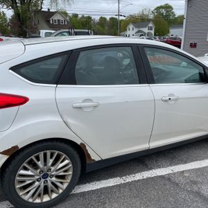 FORD FOCUS TITANIUM - 8