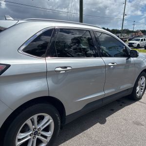 FORD EDGE SEL - 8