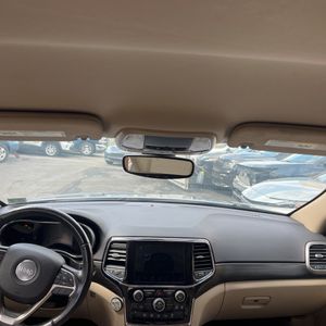 2019 JEEP GRAND CHEROKEE LAREDO E — миниатюра 36