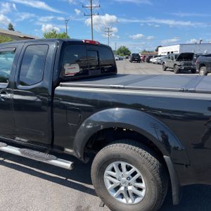 2017 Nissan FRONTIER SV photo 6