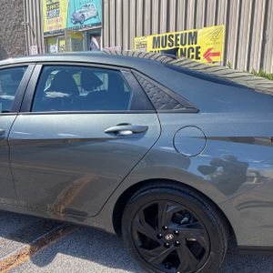 HYUNDAI ELANTRA SEL SPORT - 6