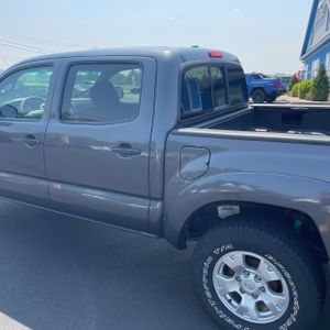 2011 Toyota TACOMA V6 photo 6