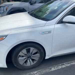 KIA OPTIMA HYBRID PREMIUM - 2