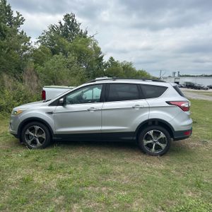 FORD ESCAPE SE - 3