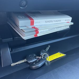 صورة مصغرة 53 لـ 2017 Toyota TUNDRA SR5