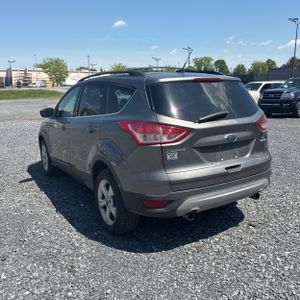 FORD ESCAPE SE - 5
