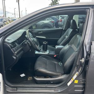 2014 Toyota CAMRY SE — миниатюра 32