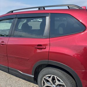 SUBARU FORESTER PREMIUM - 6