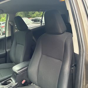 2015 Toyota RAV4 LE 缩略图 32
